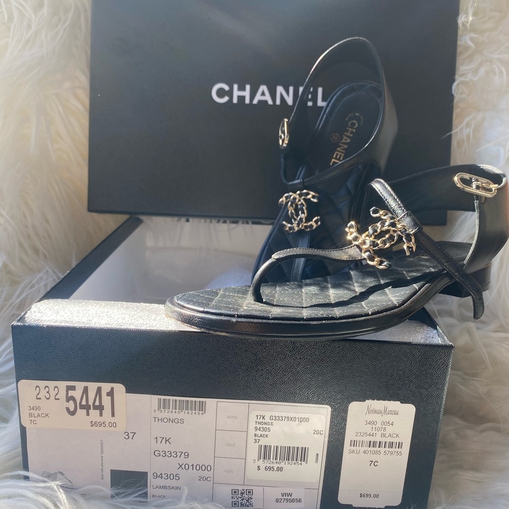 Chanel Thongs
